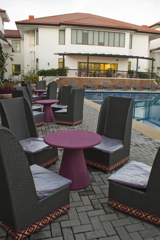 Ilocos Norte Hotel & Convention Center 라오아그 외부 사진